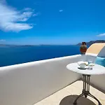 Luxury Santorini 1 Bedroom Stunning Sea Views & Outdoor Jacuzzi Villa