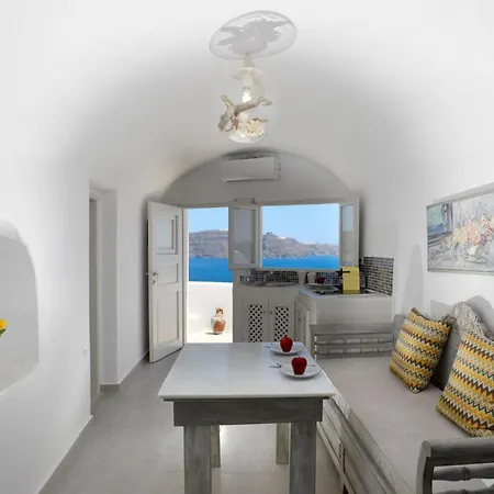 Amaya Sentiment Caldera View-outdoor Hot Tub Oia Santorini Villa Tholos (Santorini)