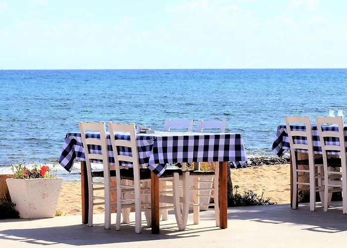 Luxury Santorini 1 Bedroom Stunning Sea Views & Outdoor Jacuzzi * Tholos (Santorini)