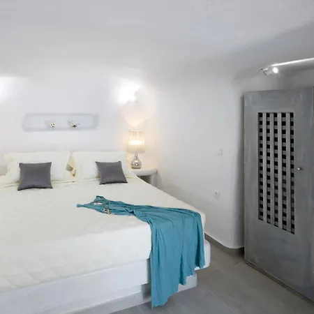 Luxury Santorini 1 Bedroom Stunning Sea Views&outdoor Jacuzzi Villa *